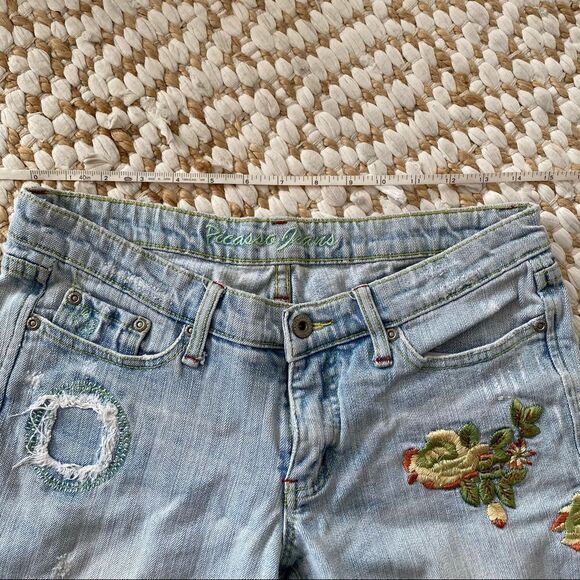 Picasso Jeans - Picture 9 of 10